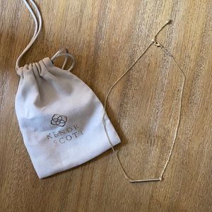 Kendra Scott necklace
